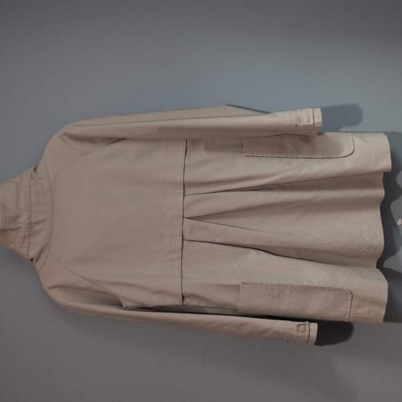 Zara Basic Light  Jacket - Picture 13 of 16